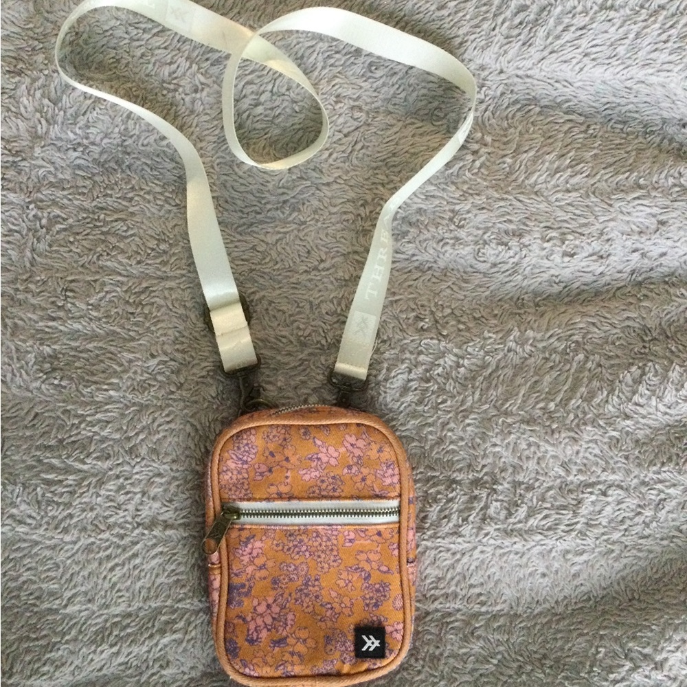 Threads crossbody bag